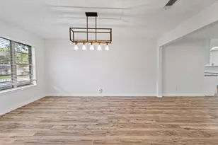 600 Circleview Dr N, Hurst, TX 76054 - Photo 14