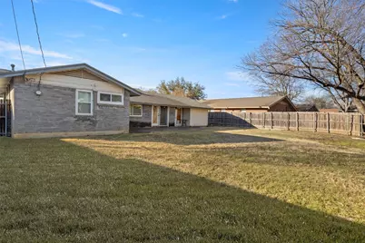 3518 Windsor Street, Irving, TX 75062 - Photo 2