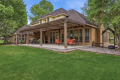 2410 Lone Oak Trail, Garland, TX 75044 - Photo 32