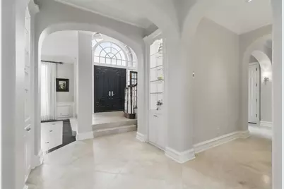 6800 Oak Hill Drive, Fort Worth, TX 76132 - Photo 4