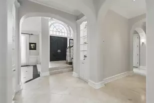 6800 Oak Hill Dr, Fort Worth, TX 76132 - Photo 4