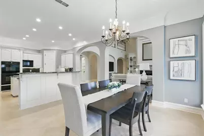 6800 Oak Hill Drive, Fort Worth, TX 76132 - Photo 10