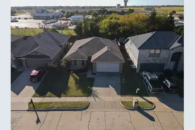 2134 Peggeys Cove, Sherman, TX 75092 - Photo 2