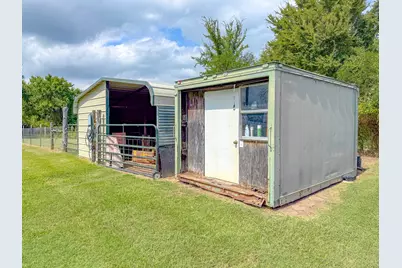 5827 SE County Road 1095, Corsicana, TX 75109 - Photo 32