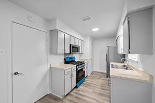 3633 Edgewood Dr, Garland, TX 75042 - Photo 8