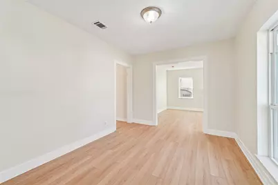 734 Genoa Avenue, Dallas, TX 75216 - Photo 8