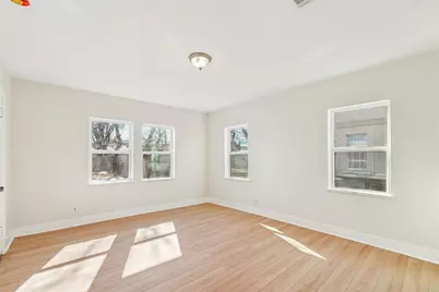 734 Genoa Avenue, Dallas, TX 75216 - Photo 14