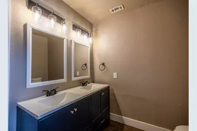 203 W Purdom Avenue, Alvarado, TX 76009 - Photo 10