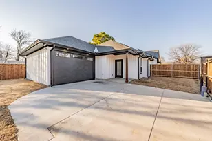 7138 Maple Park Dr, Richland Hills, TX 76118 - Photo 8