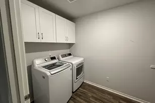 611 Gemini Ct, Granbury, TX 76049 - Photo 16