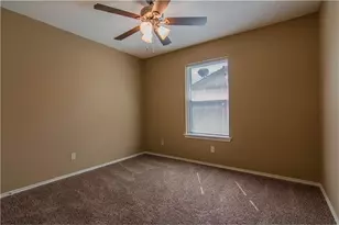 1080 W Hills Terrace, Saginaw, TX 76179 - Photo 12