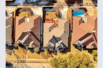 710 Cimarron Trail, Irving, TX 75063 - Photo 38