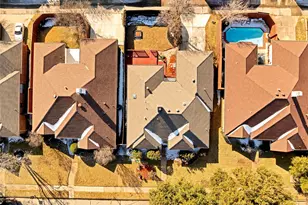 710 Cimarron Trail, Irving, TX 75063 - Photo 38