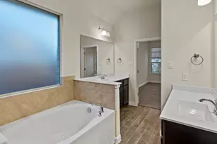 10388 Sarasota St, Grand Prairie, TX 76065 - Photo 18