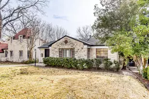 6918 Vivian Ave, Dallas, TX 75223 - Photo 2