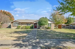 2304 Twilight Cir, Plano, TX 75093 - Photo 2