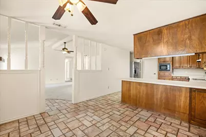 706 Tahiti Drive, Granbury, TX 76048 - Photo 12