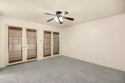 706 Tahiti Drive, Granbury, TX 76048 - Photo 18