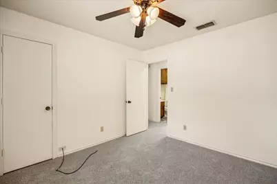 706 Tahiti Drive, Granbury, TX 76048 - Photo 24