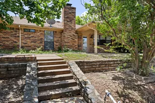 706 Tahiti Dr, Granbury, TX 76048 - Photo 34