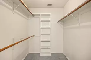 706 Tahiti Dr, Granbury, TX 76048 - Photo 22