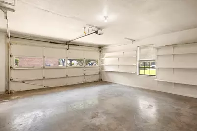 706 Tahiti Drive, Granbury, TX 76048 - Photo 30