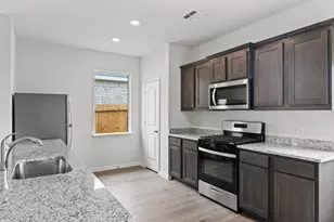 13429 Stage Coach Ln, Cresson, TX 76035 - Photo 2