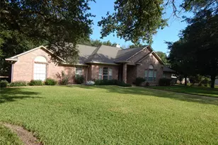 201 Cobblestone Ln, Crawford, TX 76638 - Photo 40