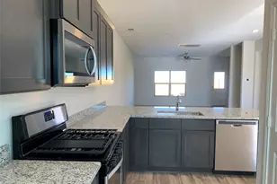 13704 Logan Pass Dr, Ponder, TX 76259 - Photo 6