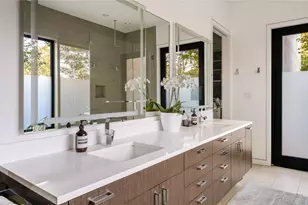 5420 Surrey Cir, Dallas, TX 75209 - Photo 12