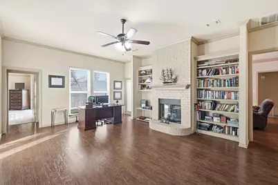 3318 Summergrove Drive, Arlington, TX 76001 - Photo 18
