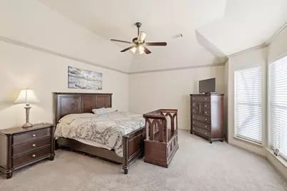 3318 Summergrove Drive, Arlington, TX 76001 - Photo 18