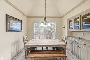 3318 Summergrove Dr, Arlington, TX 76001 - Photo 16