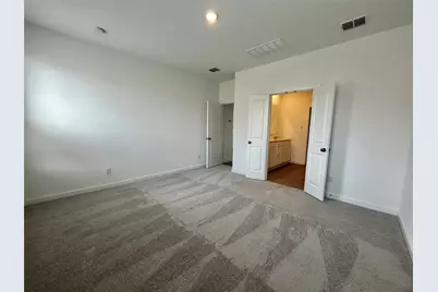 326 Sedalia Trail, Justin, TX 76247 - Photo 10