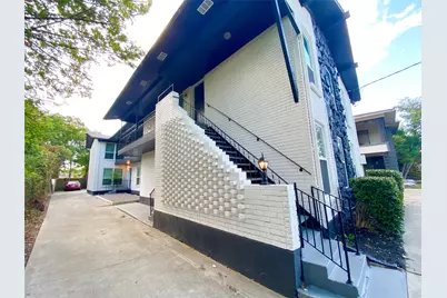 4811 Live Oak Street, Dallas, TX 75204 - Photo 2