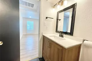 4811 Live Oak St, Dallas, TX 75204 - Photo 20