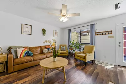 3939 Buena Vista Street #B, Dallas, TX 75204 - Photo 4