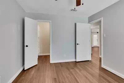 1301 Oak Timber Drive, Euless, TX 76039 - Photo 28