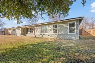 5309 Palmer Dr, Haltom City, TX 76117 - Photo 2