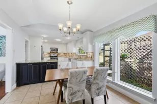 10118 Apple Creek Dr, Dallas, TX 75243 - Photo 8