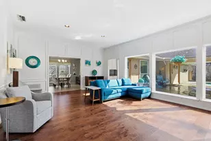 10118 Apple Creek Dr, Dallas, TX 75243 - Photo 14