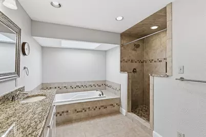 10118 Apple Creek Drive, Dallas, TX 75243 - Photo 22