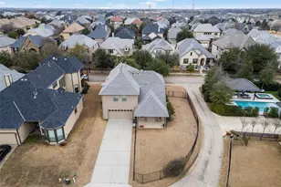 7801 Keechie Dr, McKinney, TX 75070 - Photo 4