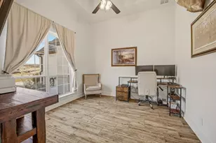 435 Creekside Ct, Weatherford, TX 76087 - Photo 4