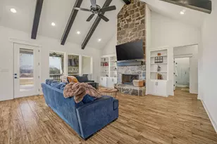 435 Creekside Ct, Weatherford, TX 76087 - Photo 6