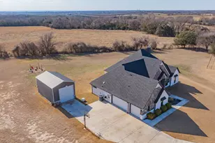 435 Creekside Ct, Weatherford, TX 76087 - Photo 38