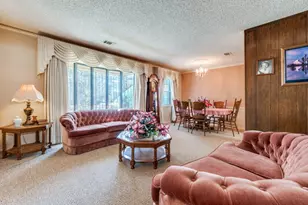 4215 Cinnabar Dr, Dallas, TX 75227 - Photo 4