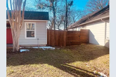 328 S Main Street, Cedar Hill, TX 75104 - Photo 2