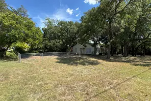 800 Audra Ln, Denton, TX 76209 - Photo 8