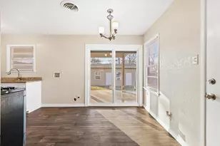 805 23rd St, Grand Prairie, TX 75050 - Photo 6